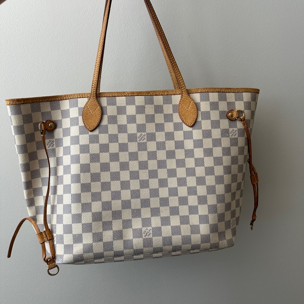 Louis Vuitton Neverfull MM